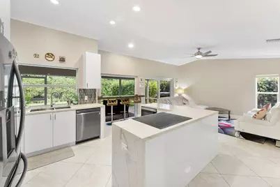 11294 Island Lakes Lane, Boca Raton, FL 33498 - Photo 13