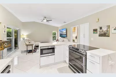 11294 Island Lakes Lane, Boca Raton, FL 33498 - Photo 9