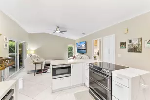 11294 Island Lakes Ln, Boca Raton, FL 33498 - Photo 9