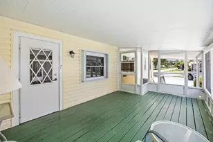 8219 Cinnamon Ln, Port Saint Lucie, FL 34952 - Photo 5