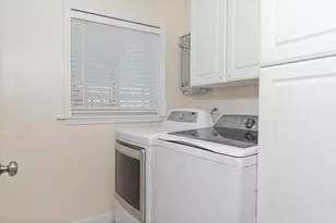 1106 N Lakeside Dr, Lake Worth Beach, FL 33460 - Photo 15