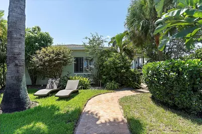 1106 N Lakeside Drive, Lake Worth Beach, FL 33460 - Photo 7