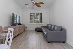 1106 N Lakeside Dr, Lake Worth Beach, FL 33460 - Photo 25