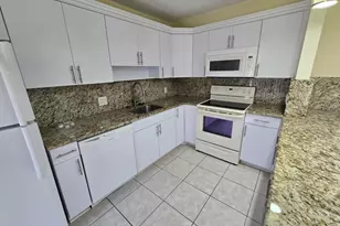 3232 Meridian Way N, Palm Beach Gardens, FL 33410 - Photo 7