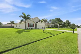 1617 SE Shepard Ln, Port Saint Lucie, FL 34983 - Photo 3