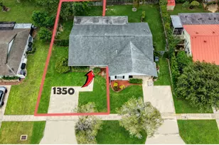1350 Riverside Cir, Wellington, FL 33414 - Photo 39