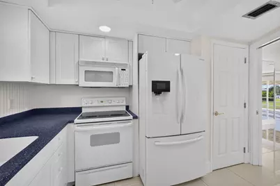 478 Tequesta Drive #204, Tequesta, FL 33469 - Photo 9
