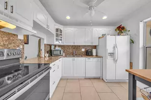 6051 NW 61st Ave, Tamarac, FL 33319 - Photo 5