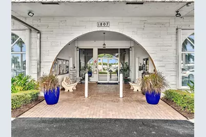 1907 SW 22nd Avenue, Boynton Beach, FL 33426 - Photo 25
