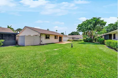 8 Eaton Place, Boynton Beach, FL 33426 - Photo 5