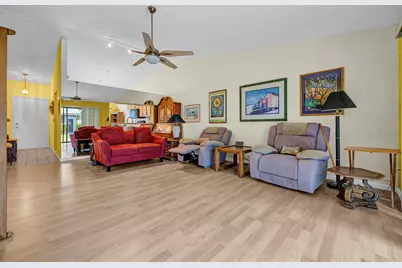 8 Eaton Place, Boynton Beach, FL 33426 - Photo 13
