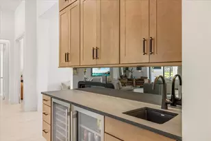 1023 W Polo Grounds Dr, Vero Beach, FL 32966 - Photo 15