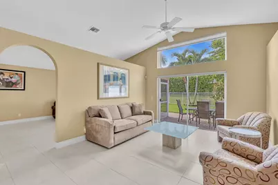 3760 Newport Avenue, Boynton Beach, FL 33436 - Photo 13