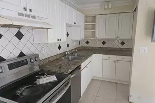 1419 NW 80th Ave, Margate, FL 33063 - Photo 7