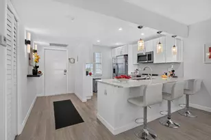 575 Oaks Ln, Pompano Beach, FL 33069 - Photo 3