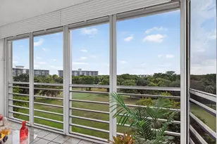 575 Oaks Ln, Pompano Beach, FL 33069 - Photo 17