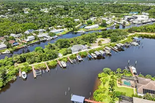 755 SW River Bend Cir, Stuart, FL 34997 - Photo 71