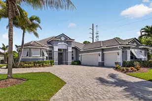 755 SW River Bend Cir, Stuart, FL 34997 - Photo 3