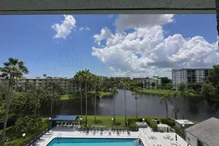 2220 N Cypress Bend Dr, Pompano Beach, FL 33069 - Photo 29