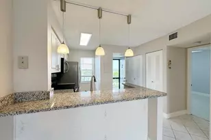2220 N Cypress Bend Dr, Pompano Beach, FL 33069 - Photo 7
