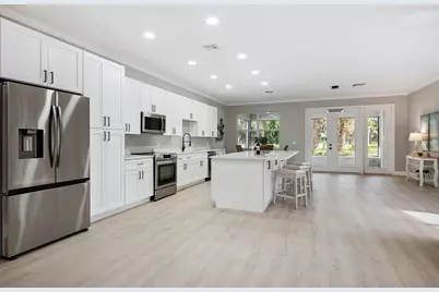 1018 Carolina Circle SW, Vero Beach, FL 32962 - Photo 13
