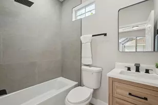 1018 Carolina Cir SW, Vero Beach, FL 32962 - Photo 37