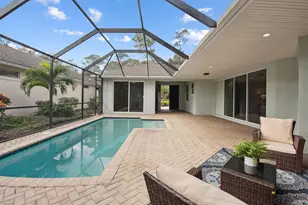 1018 Carolina Cir SW, Vero Beach, FL 32962 - Photo 9