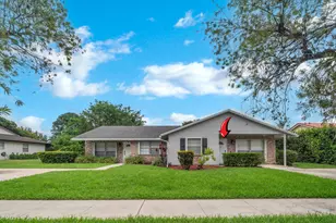 1350 Riverside Cir, Wellington, FL 33414 - Photo 1
