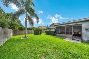 1350 Riverside Cir, Wellington, FL 33414 - Photo 37