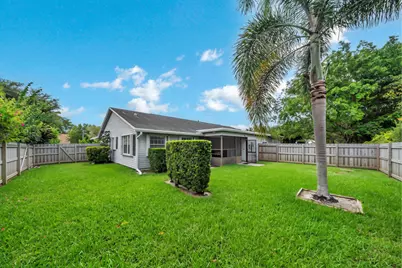 1350 Riverside Circle #Unit 2, Wellington, FL 33414 - Photo 37