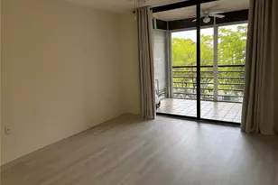 1100 St Charles Pl, Pembroke Pines, FL 33026 - Photo 11