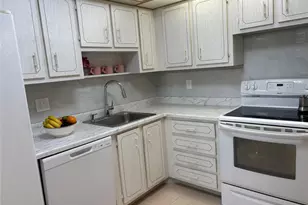 1100 St Charles Pl, Pembroke Pines, FL 33026 - Photo 13