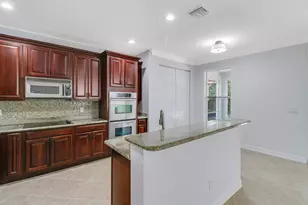 112 Dunmore Dr, Jupiter, FL 33458 - Photo 9
