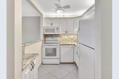 1421 S Ocean Boulevard #116, Pompano Beach, FL 33062 - Photo 3