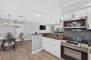 1858 NE 34th St, Oakland Park, FL 33306 - Photo 17