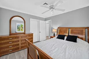 1858 NE 34th St, Oakland Park, FL 33306 - Photo 29