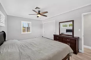 1858 NE 34th St, Oakland Park, FL 33306 - Photo 21