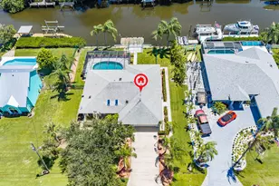 433 12th St SE, Vero Beach, FL 32962 - Photo 1