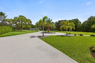 4628 Square Lake Dr, Palm Beach Gardens, FL 33418 - Photo 19