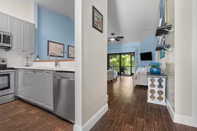 7660 NW 96th Terrace, Tamarac, FL 33321 - Photo 5