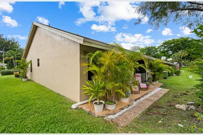 7660 NW 96th Terrace, Tamarac, FL 33321 - Photo 45
