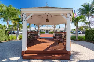 130 Cypress Club Dr, Pompano Beach, FL 33060 - Photo 23