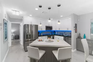 130 Cypress Club Dr, Pompano Beach, FL 33060 - Photo 3