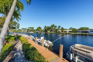 130 Cypress Club Dr, Pompano Beach, FL 33060 - Photo 27