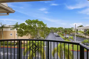 900 Crestwood Ct S, Royal Palm Beach, FL 33411 - Photo 13