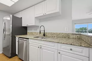 900 Crestwood Ct S, Royal Palm Beach, FL 33411 - Photo 15