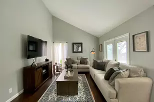 453 Park Forest Way, Wellington, FL 33414 - Photo 3