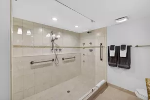 4200 N Ocean Dr, Riviera Beach, FL 33404 - Photo 45