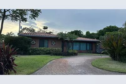 4621 NE 18th Terrace, Fort Lauderdale, FL 33308 - Photo 1