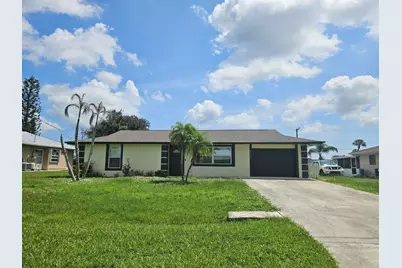 463 NW Ravenswood Lane, Port Saint Lucie, FL 34983 - Photo 1